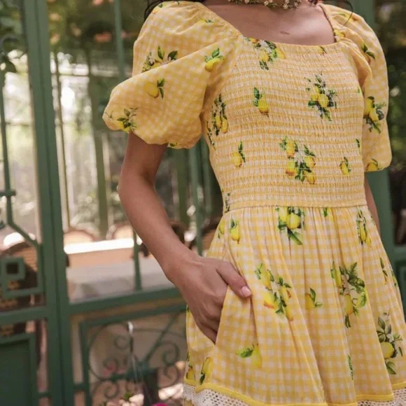 Women’s Yellow Lemon-Print Tiered Maxi Dress - Picture 2 of 5